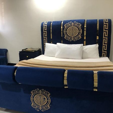 Hotel Islamabad Crown Rawalpindi Eksteriør billede